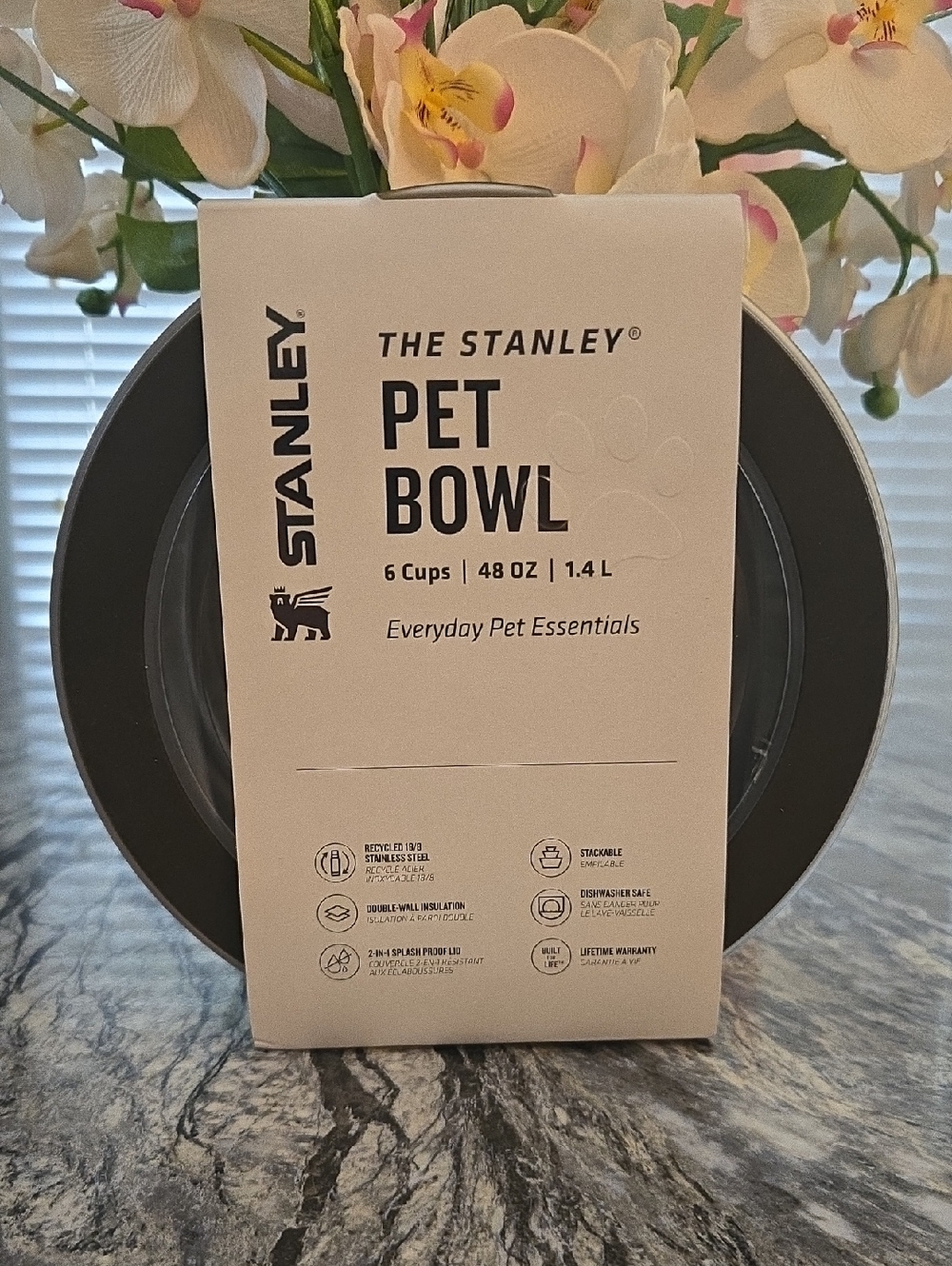 Stanley Pet Bowl in Black and Gray